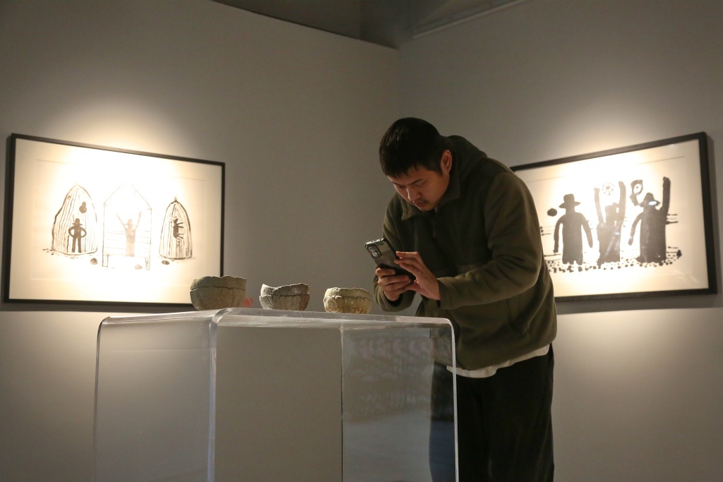 陶瓷與木刻的交響 一場(chǎng)見(jiàn)證中泰文化交融的藝術(shù)對(duì)話